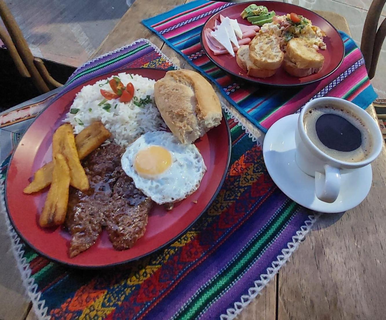 Yati Hostal لاباز المظهر الخارجي الصورة
